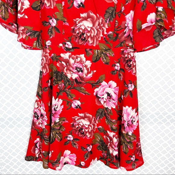 EUC Lulu’s Laclair Red Floral Print Surplice Skater Dress - Picture 6 of 13